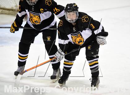 Thumbnail 2 in Daniel Hand vs. Amity Regional (CIAC DII Final) photogallery.