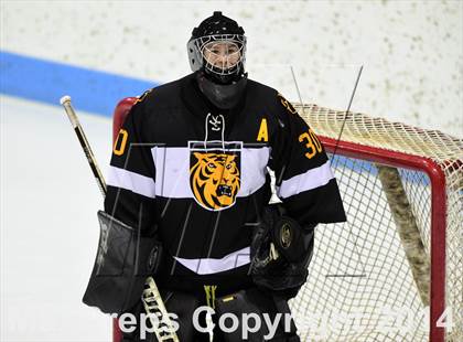 Thumbnail 2 in Daniel Hand vs. Amity Regional (CIAC DII Final) photogallery.