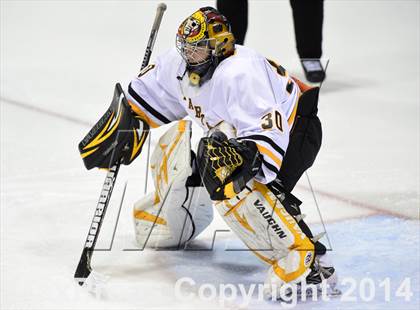 Thumbnail 2 in Daniel Hand vs. Amity Regional (CIAC DII Final) photogallery.