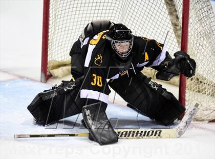 Thumbnail 1 in Daniel Hand vs. Amity Regional (CIAC DII Final) photogallery.