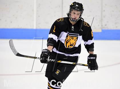 Thumbnail 1 in Daniel Hand vs. Amity Regional (CIAC DII Final) photogallery.