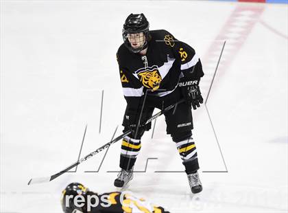Thumbnail 2 in Daniel Hand vs. Amity Regional (CIAC DII Final) photogallery.