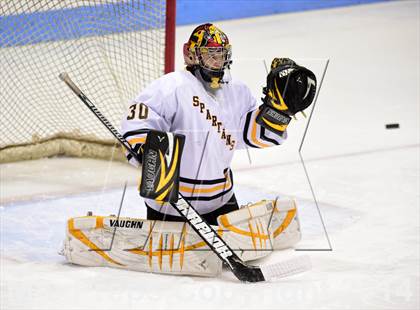 Thumbnail 2 in Daniel Hand vs. Amity Regional (CIAC DII Final) photogallery.