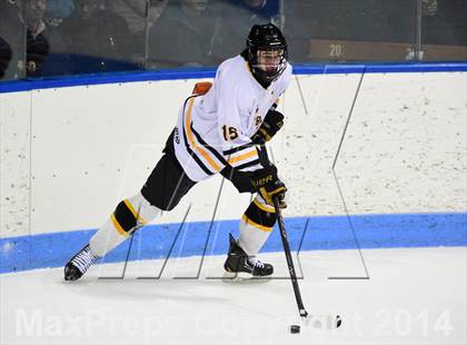 Thumbnail 1 in Daniel Hand vs. Amity Regional (CIAC DII Final) photogallery.