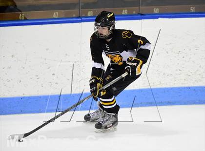 Thumbnail 1 in Daniel Hand vs. Amity Regional (CIAC DII Final) photogallery.