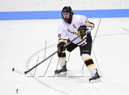 Thumbnail 3 in Daniel Hand vs. Amity Regional (CIAC DII Final) photogallery.