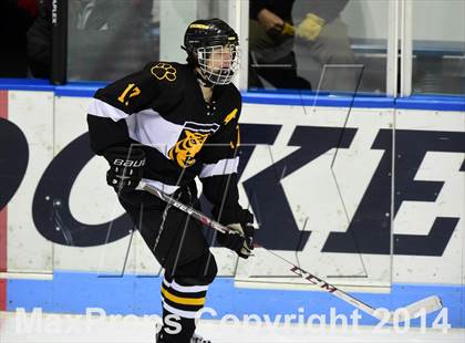 Thumbnail 1 in Daniel Hand vs. Amity Regional (CIAC DII Final) photogallery.