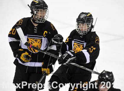 Thumbnail 2 in Daniel Hand vs. Amity Regional (CIAC DII Final) photogallery.