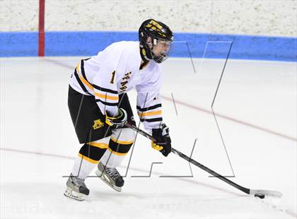Thumbnail 1 in Daniel Hand vs. Amity Regional (CIAC DII Final) photogallery.