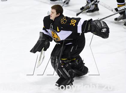 Thumbnail 2 in Daniel Hand vs. Amity Regional (CIAC DII Final) photogallery.