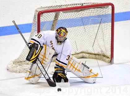 Thumbnail 3 in Daniel Hand vs. Amity Regional (CIAC DII Final) photogallery.