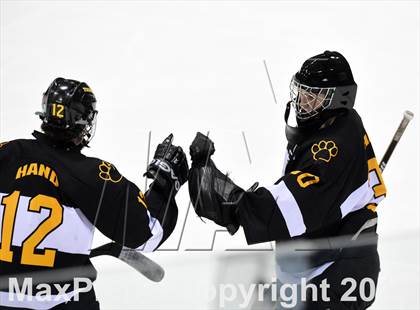 Thumbnail 1 in Daniel Hand vs. Amity Regional (CIAC DII Final) photogallery.