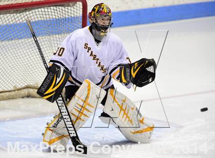 Thumbnail 2 in Daniel Hand vs. Amity Regional (CIAC DII Final) photogallery.