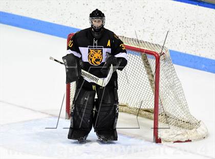 Thumbnail 1 in Daniel Hand vs. Amity Regional (CIAC DII Final) photogallery.