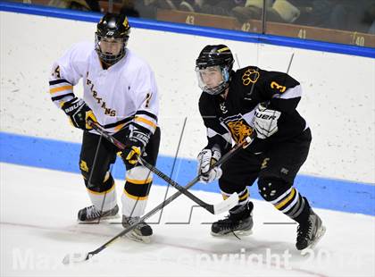 Thumbnail 2 in Daniel Hand vs. Amity Regional (CIAC DII Final) photogallery.