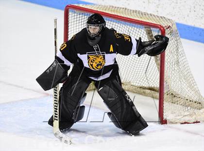 Thumbnail 1 in Daniel Hand vs. Amity Regional (CIAC DII Final) photogallery.