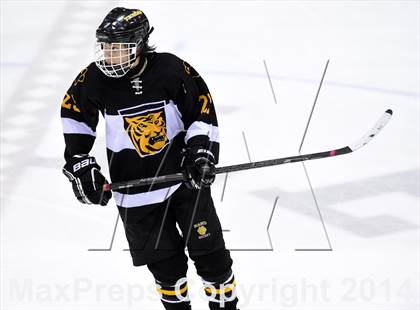 Thumbnail 2 in Daniel Hand vs. Amity Regional (CIAC DII Final) photogallery.