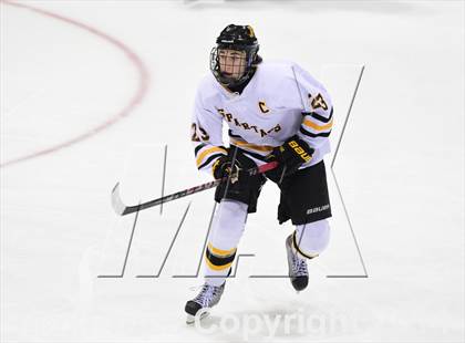 Thumbnail 3 in Daniel Hand vs. Amity Regional (CIAC DII Final) photogallery.