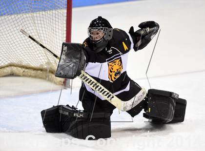 Thumbnail 3 in Daniel Hand vs. Amity Regional (CIAC DII Final) photogallery.