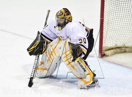 Thumbnail 1 in Daniel Hand vs. Amity Regional (CIAC DII Final) photogallery.