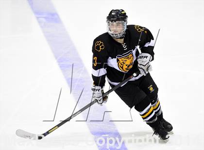 Thumbnail 1 in Daniel Hand vs. Amity Regional (CIAC DII Final) photogallery.