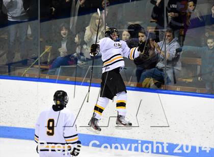 Thumbnail 2 in Daniel Hand vs. Amity Regional (CIAC DII Final) photogallery.