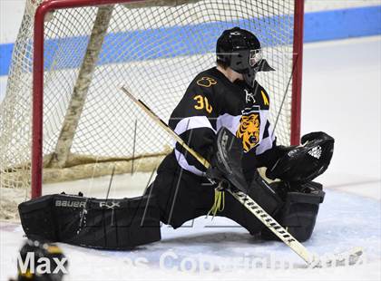Thumbnail 1 in Daniel Hand vs. Amity Regional (CIAC DII Final) photogallery.