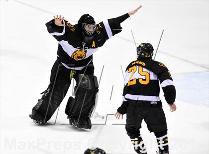 Thumbnail 1 in Daniel Hand vs. Amity Regional (CIAC DII Final) photogallery.