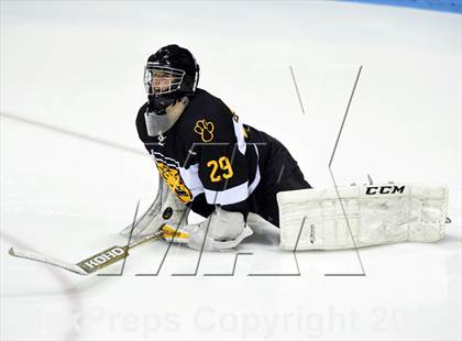 Thumbnail 2 in Daniel Hand vs. Amity Regional (CIAC DII Final) photogallery.