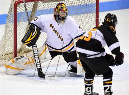Thumbnail 2 in Daniel Hand vs. Amity Regional (CIAC DII Final) photogallery.