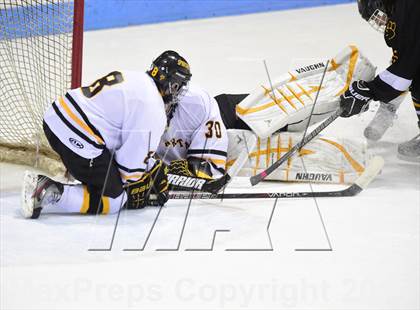 Thumbnail 1 in Daniel Hand vs. Amity Regional (CIAC DII Final) photogallery.