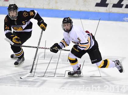 Thumbnail 3 in Daniel Hand vs. Amity Regional (CIAC DII Final) photogallery.
