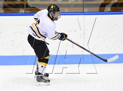 Thumbnail 3 in Daniel Hand vs. Amity Regional (CIAC DII Final) photogallery.