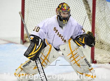 Thumbnail 3 in Daniel Hand vs. Amity Regional (CIAC DII Final) photogallery.