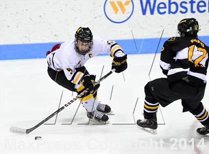 Thumbnail 1 in Daniel Hand vs. Amity Regional (CIAC DII Final) photogallery.