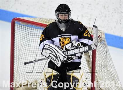 Thumbnail 1 in Daniel Hand vs. Amity Regional (CIAC DII Final) photogallery.