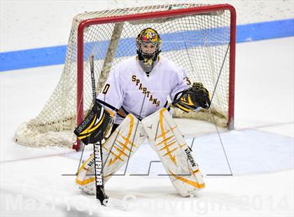 Thumbnail 3 in Daniel Hand vs. Amity Regional (CIAC DII Final) photogallery.