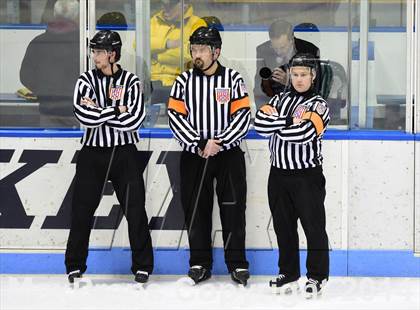 Thumbnail 2 in Daniel Hand vs. Amity Regional (CIAC DII Final) photogallery.
