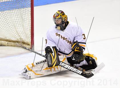 Thumbnail 2 in Daniel Hand vs. Amity Regional (CIAC DII Final) photogallery.