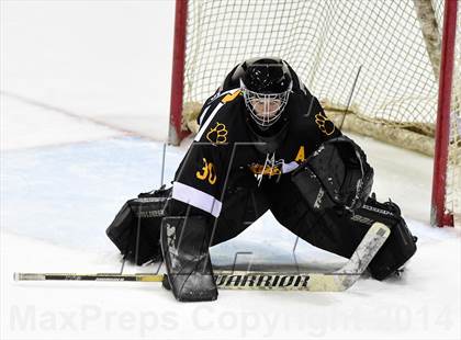 Thumbnail 3 in Daniel Hand vs. Amity Regional (CIAC DII Final) photogallery.