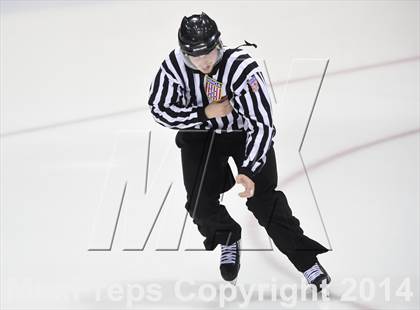 Thumbnail 2 in Daniel Hand vs. Amity Regional (CIAC DII Final) photogallery.