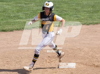 Thumbnail 3 in Armstrong vs Thomas Jefferson (WPIAL 5A Final) photogallery.