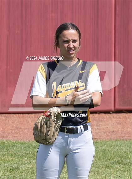 Thumbnail 2 in Armstrong vs Thomas Jefferson (WPIAL 5A Final) photogallery.
