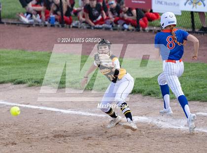 Thumbnail 3 in Armstrong vs Thomas Jefferson (WPIAL 5A Final) photogallery.