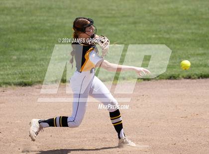 Thumbnail 1 in Armstrong vs Thomas Jefferson (WPIAL 5A Final) photogallery.