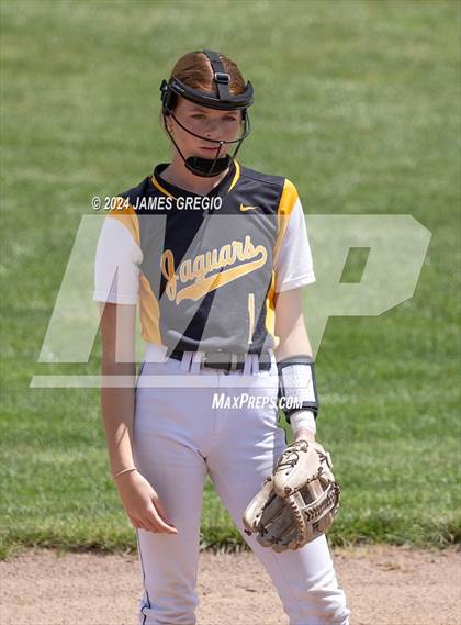 Thumbnail 2 in Armstrong vs Thomas Jefferson (WPIAL 5A Final) photogallery.