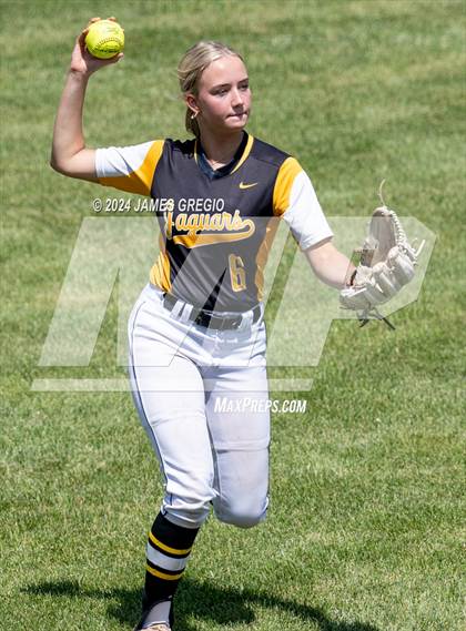 Thumbnail 1 in Armstrong vs Thomas Jefferson (WPIAL 5A Final) photogallery.