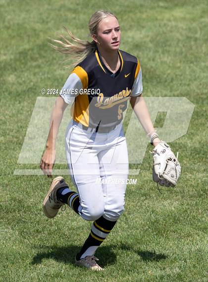 Thumbnail 2 in Armstrong vs Thomas Jefferson (WPIAL 5A Final) photogallery.