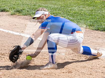 Thumbnail 2 in Armstrong vs Thomas Jefferson (WPIAL 5A Final) photogallery.