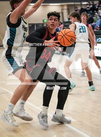 Thumbnail 1 in Farmington vs. Spanish Fork (Autism Holiday Classic) photogallery.